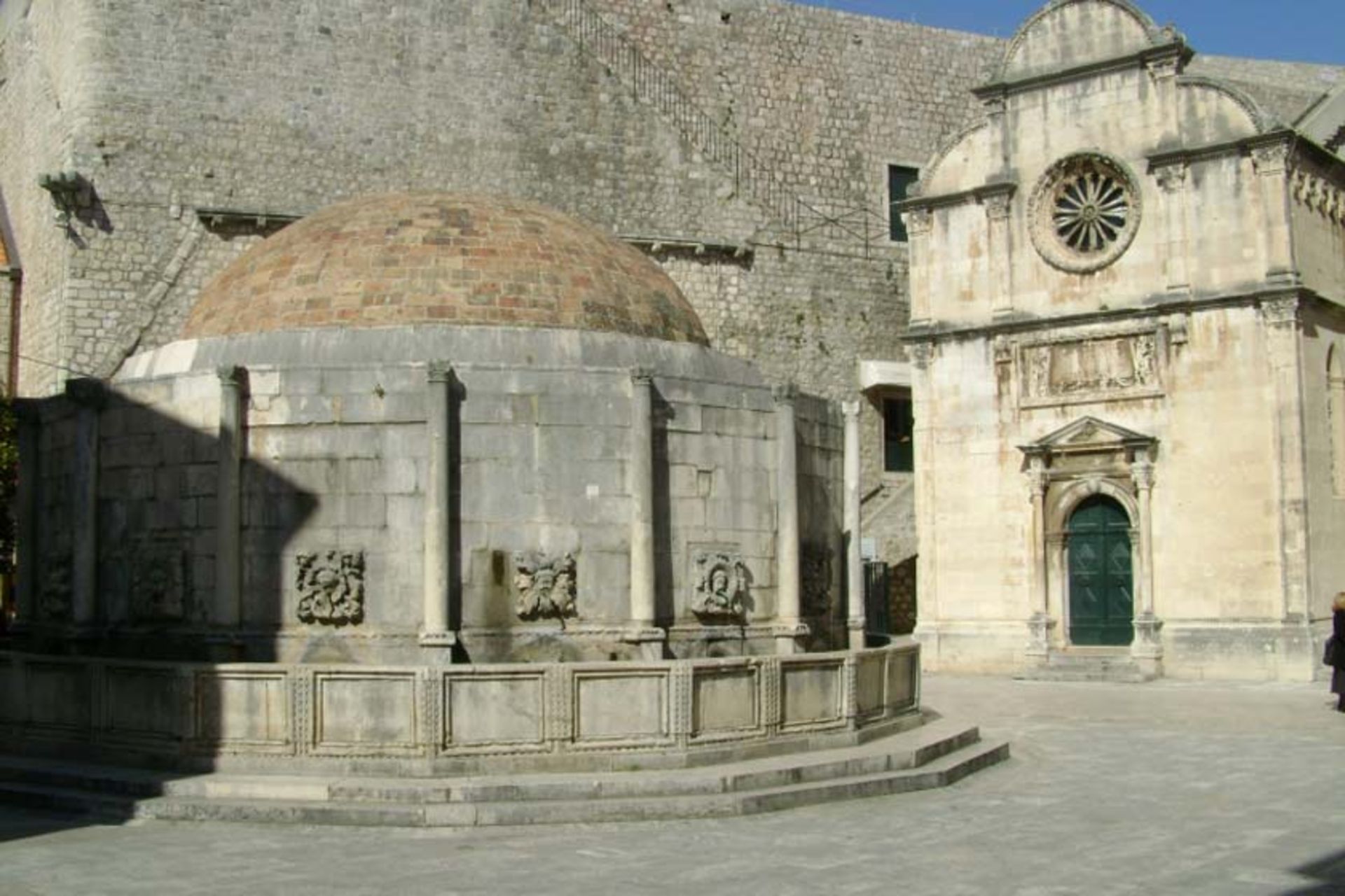 کلیسای سنت سیویور دوبرونیک