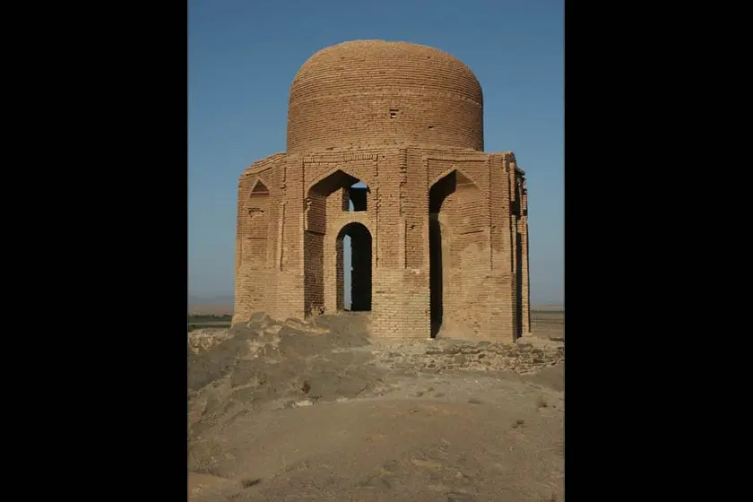 آرامگاه شاه فیروز
