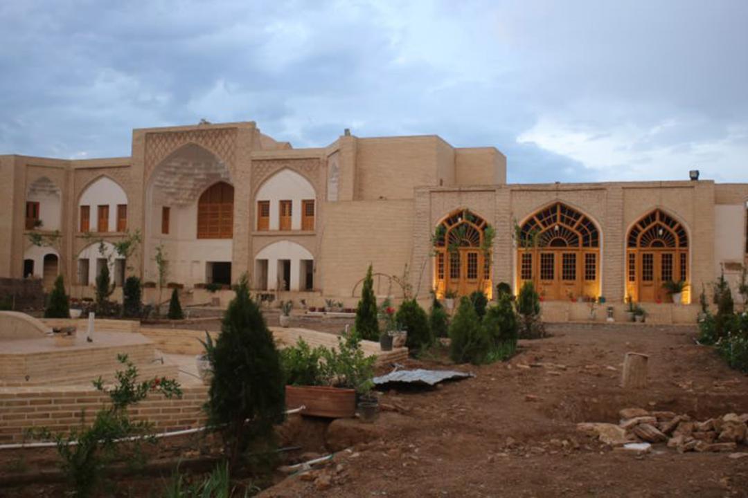 عمارت حاکم ساوه