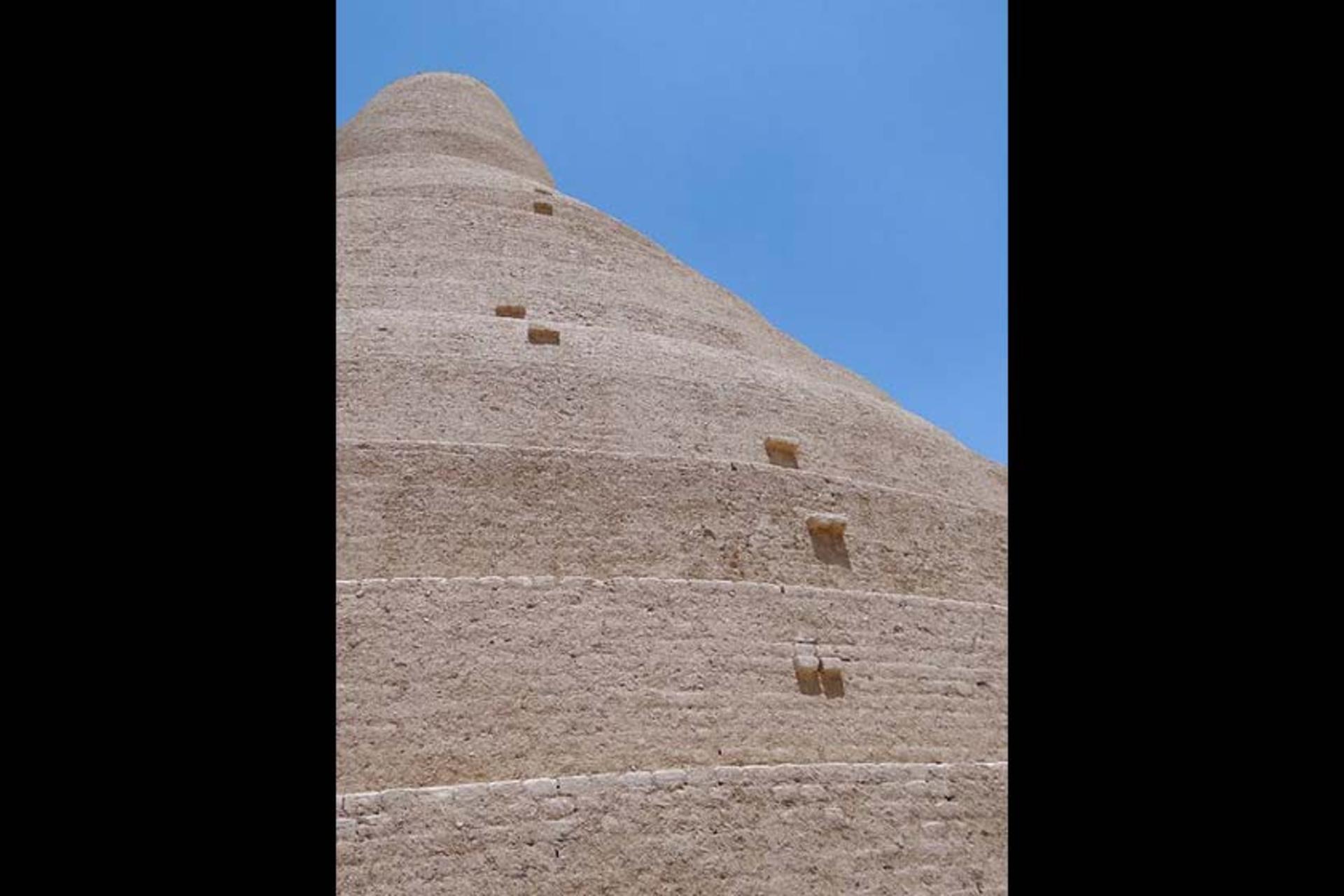 یخچال خشتی ابرکوه