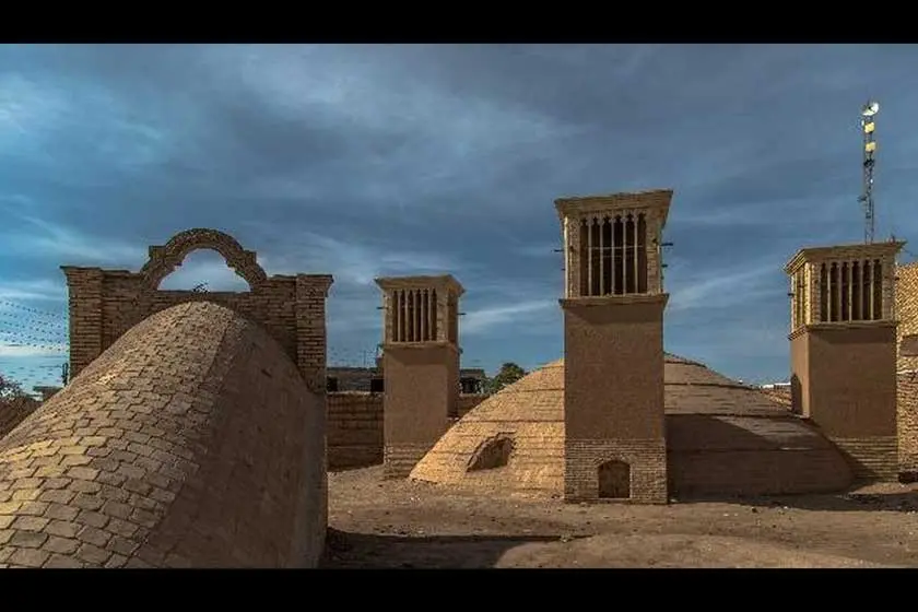 آب‌ انبار مرادی