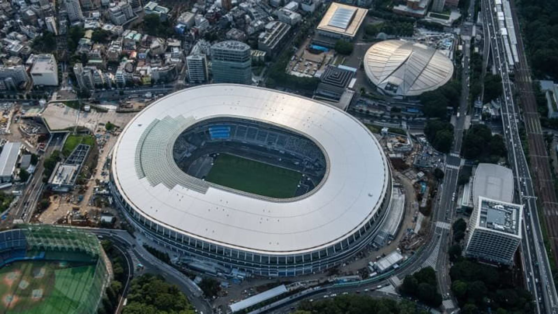 استادیوم ملی توکیو / Tokyo National Stadium