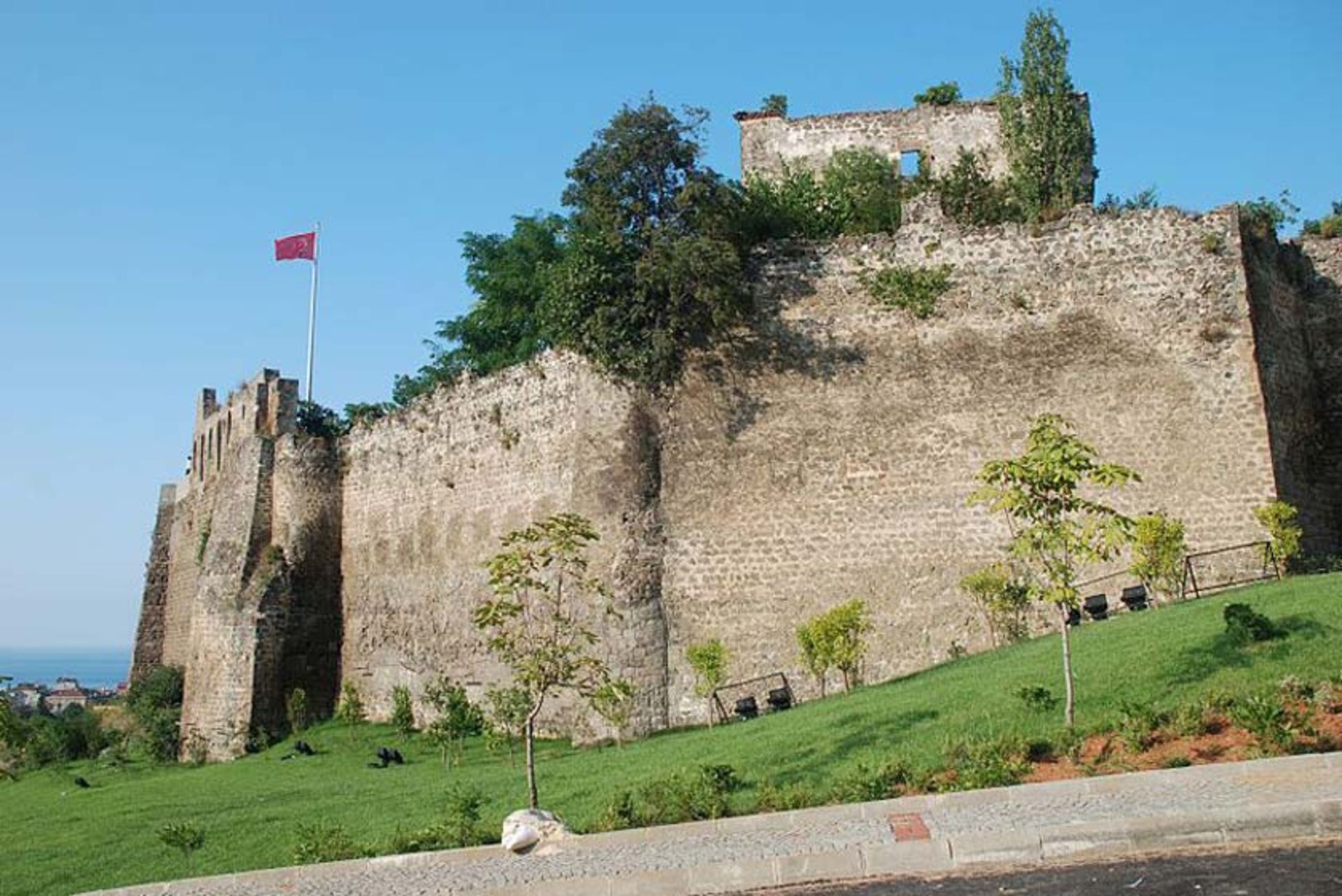 دیوارهای شهر ترابزون (قلعه ترابزون)