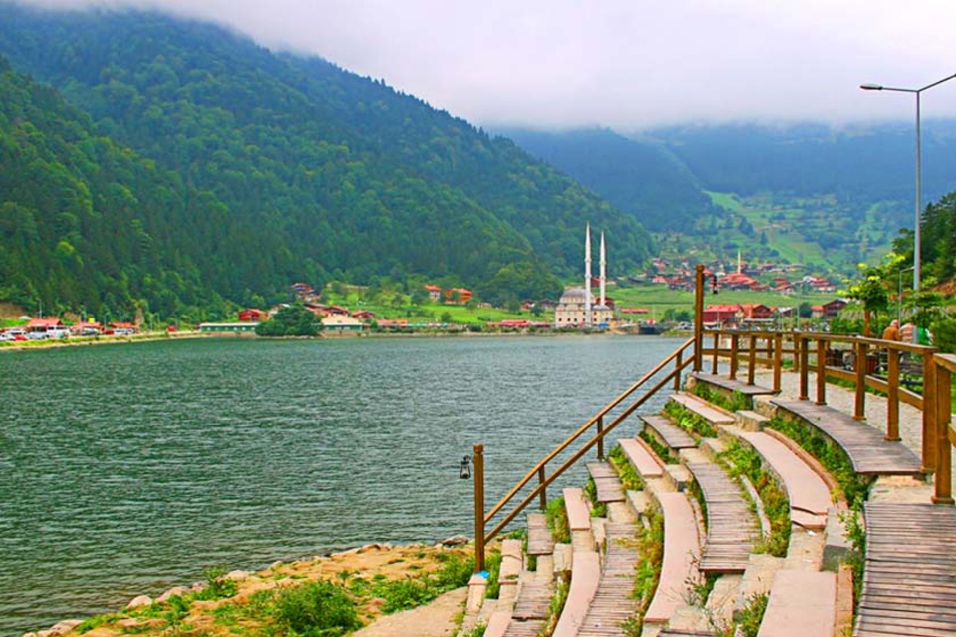 دریاچه اوزون گل