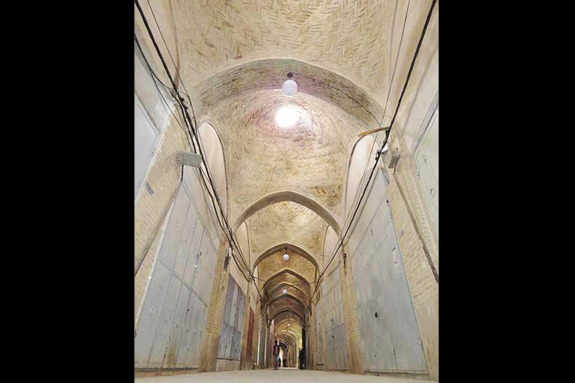 بازار میدان قلعه