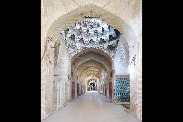 بازار وکیل کرمان