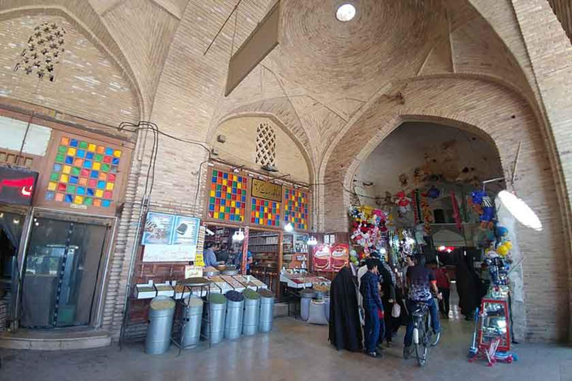 بازار گنجعلی خان