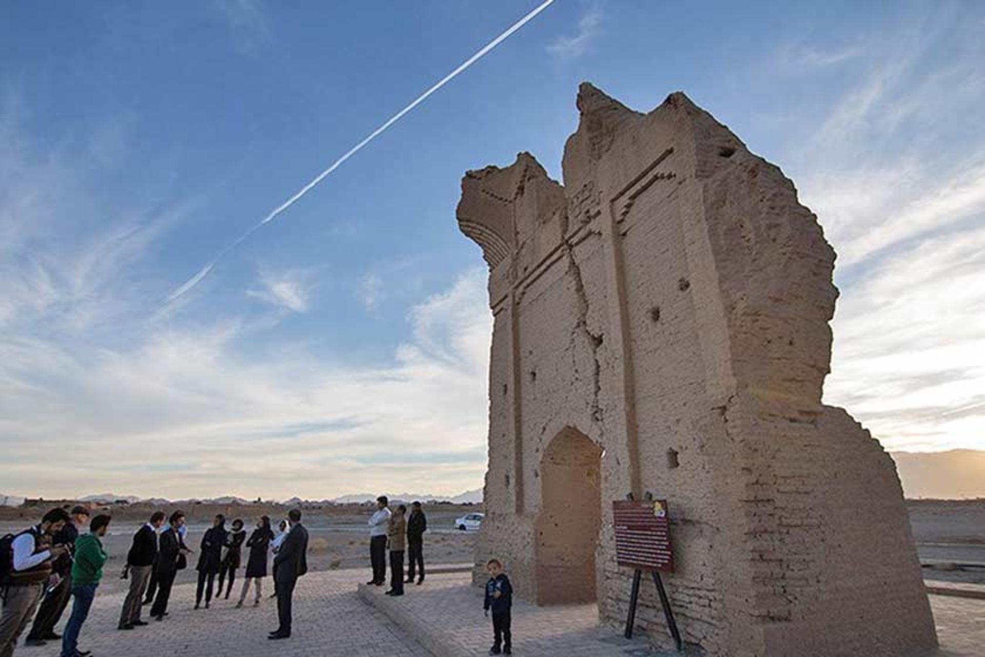 روستای تاریخی سریزد