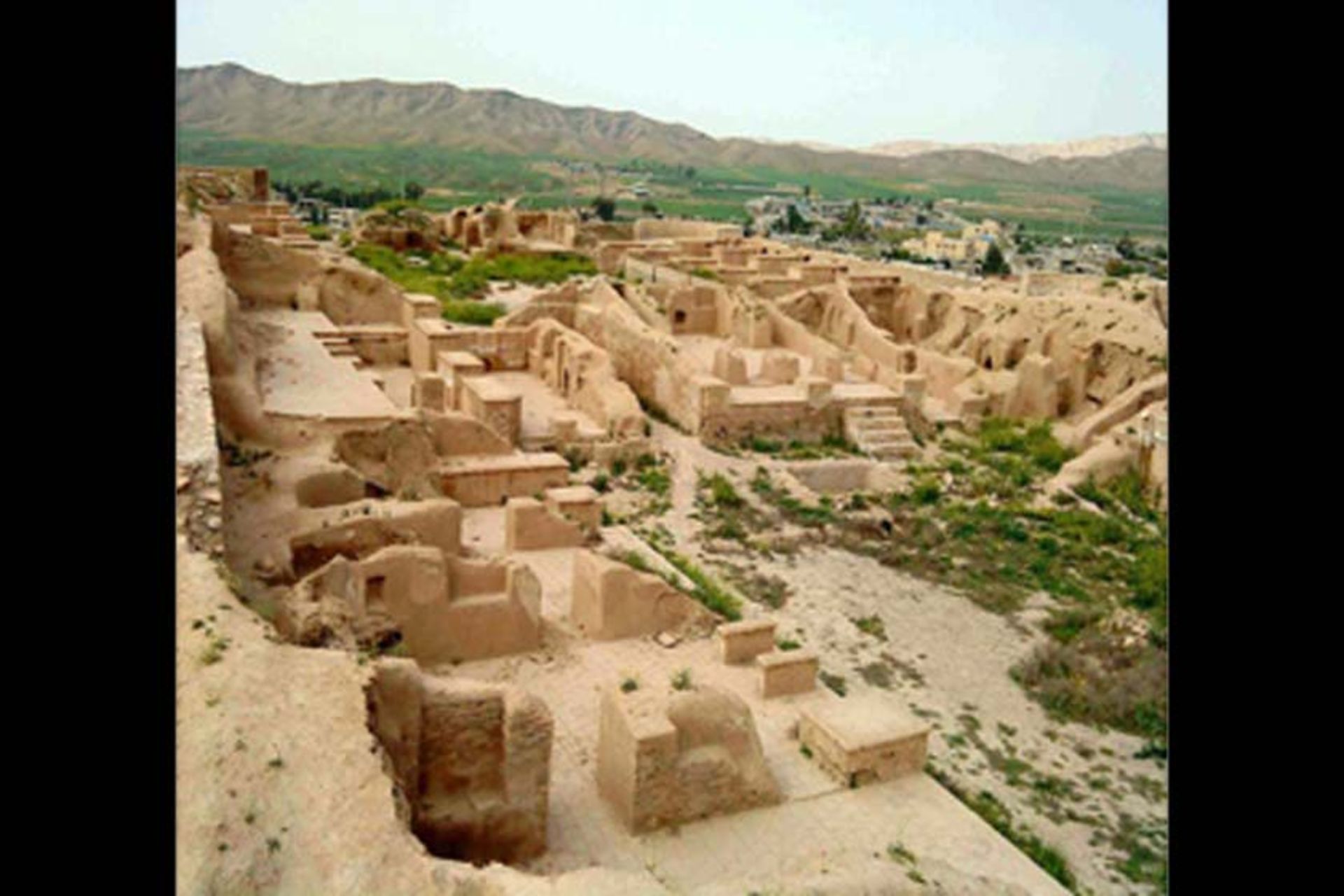 محوطه‌ باستانی ایوان كرخه