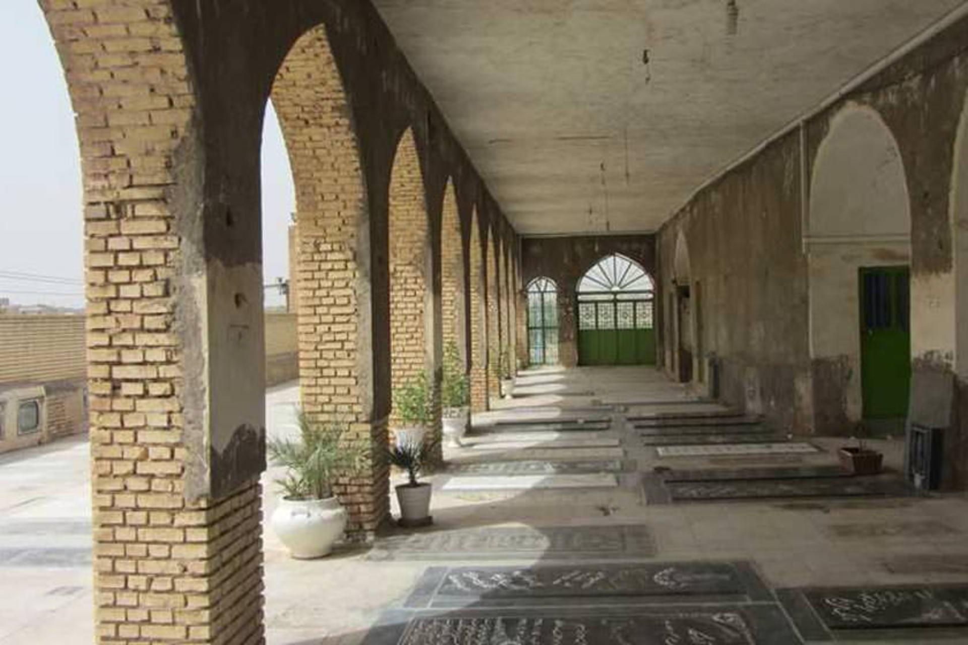آرمگاه سید محمد گلابی (بقعه سید محمد گیاهخوار)