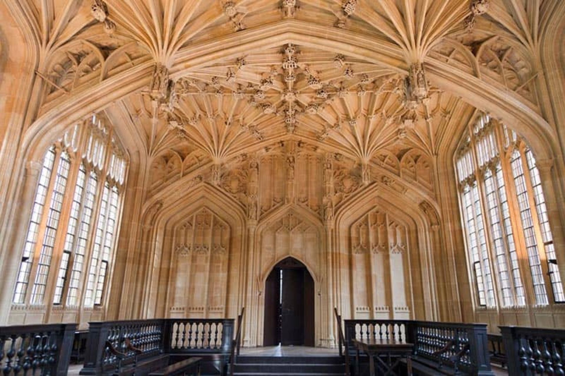 ۷. کتابخانه Bodleian
