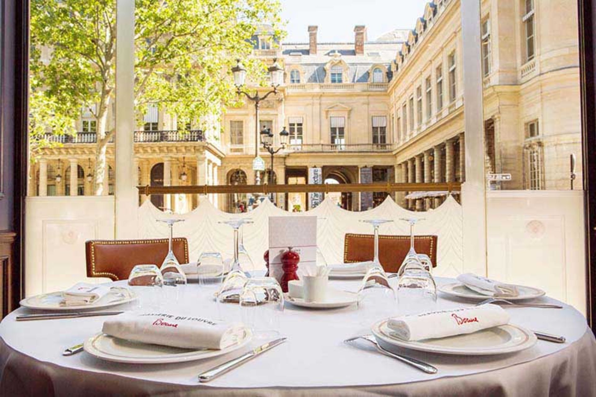 رستوران La Brasserie du Louvre-Bocuse
