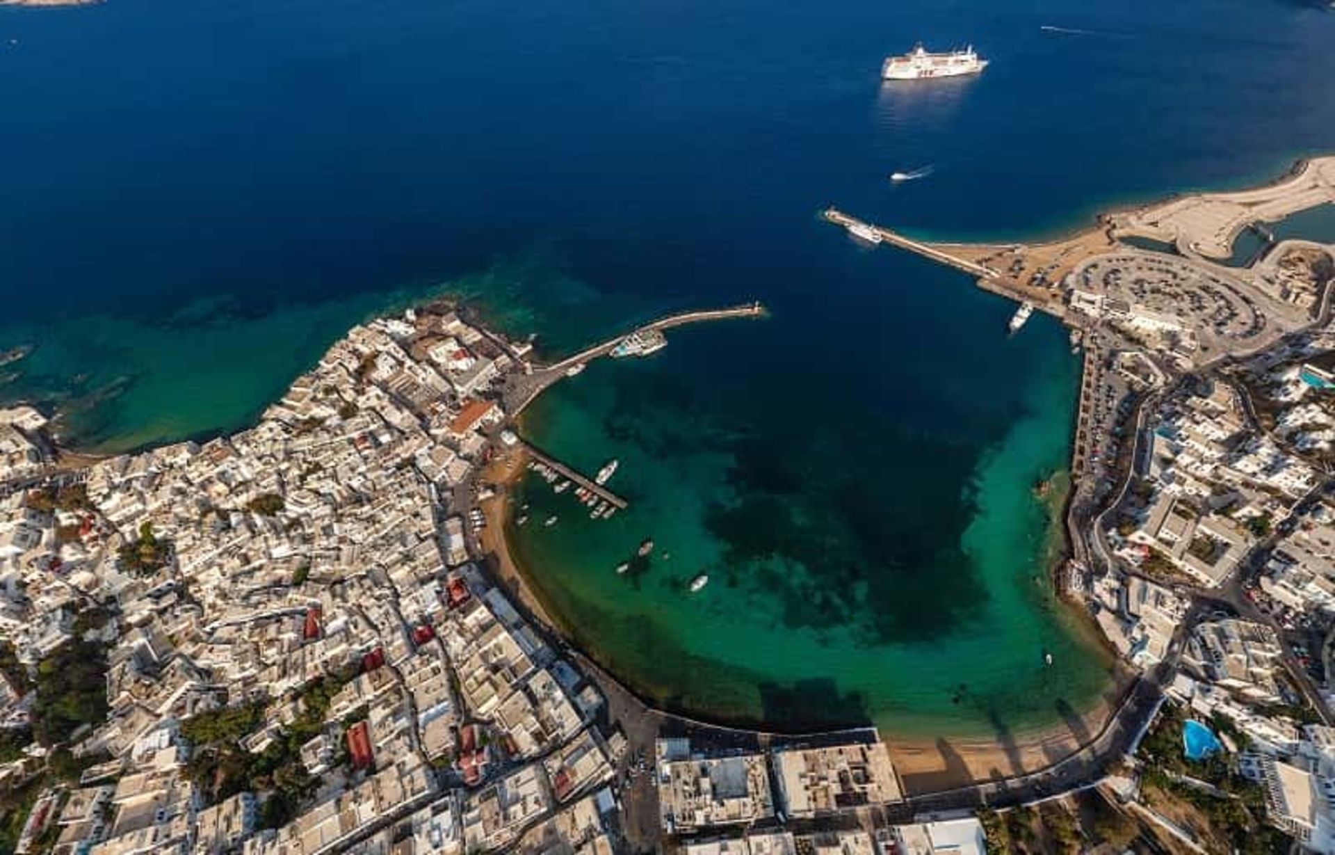 بندر میکونوس؛ یونان
