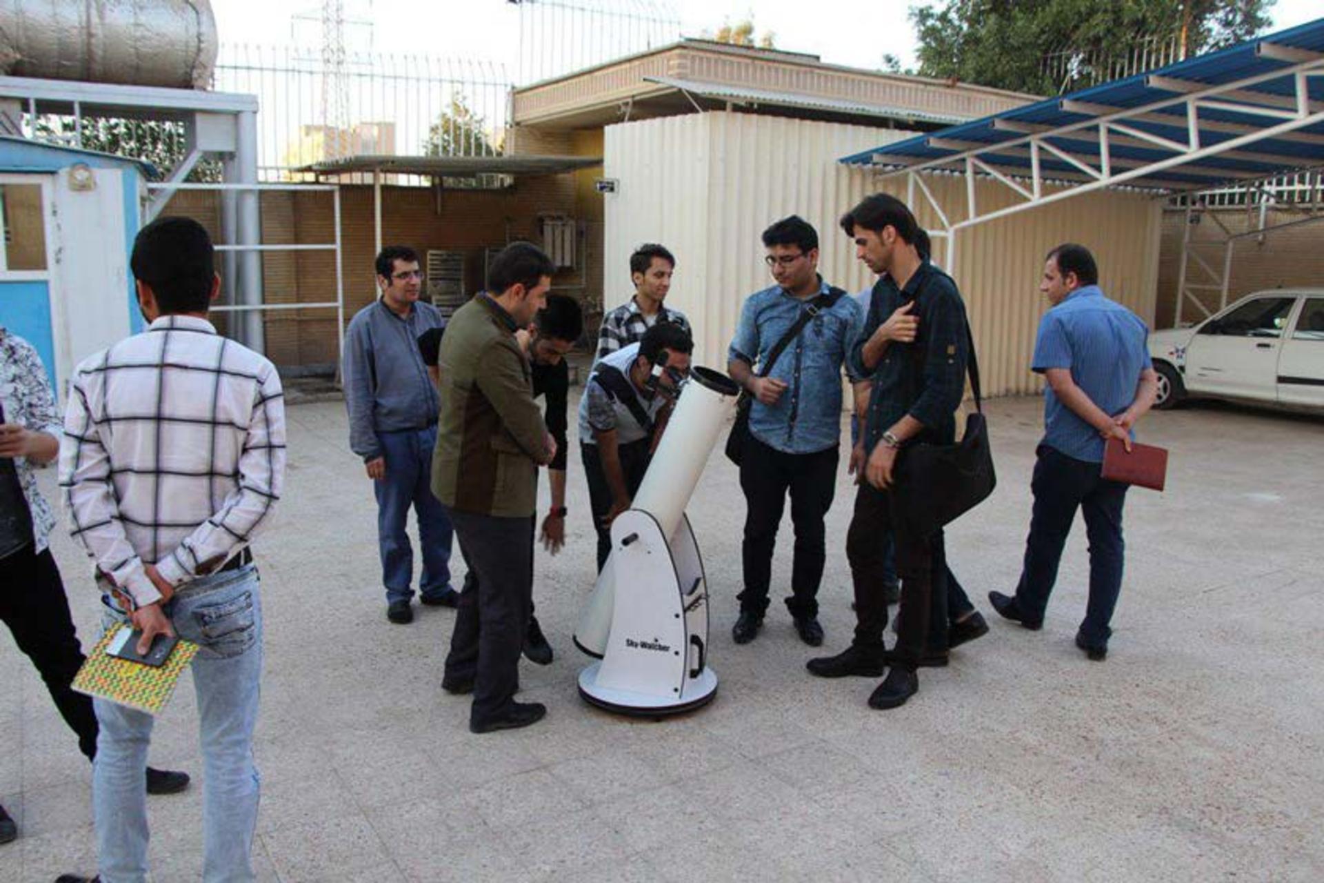 مركز نجوم اهواز
