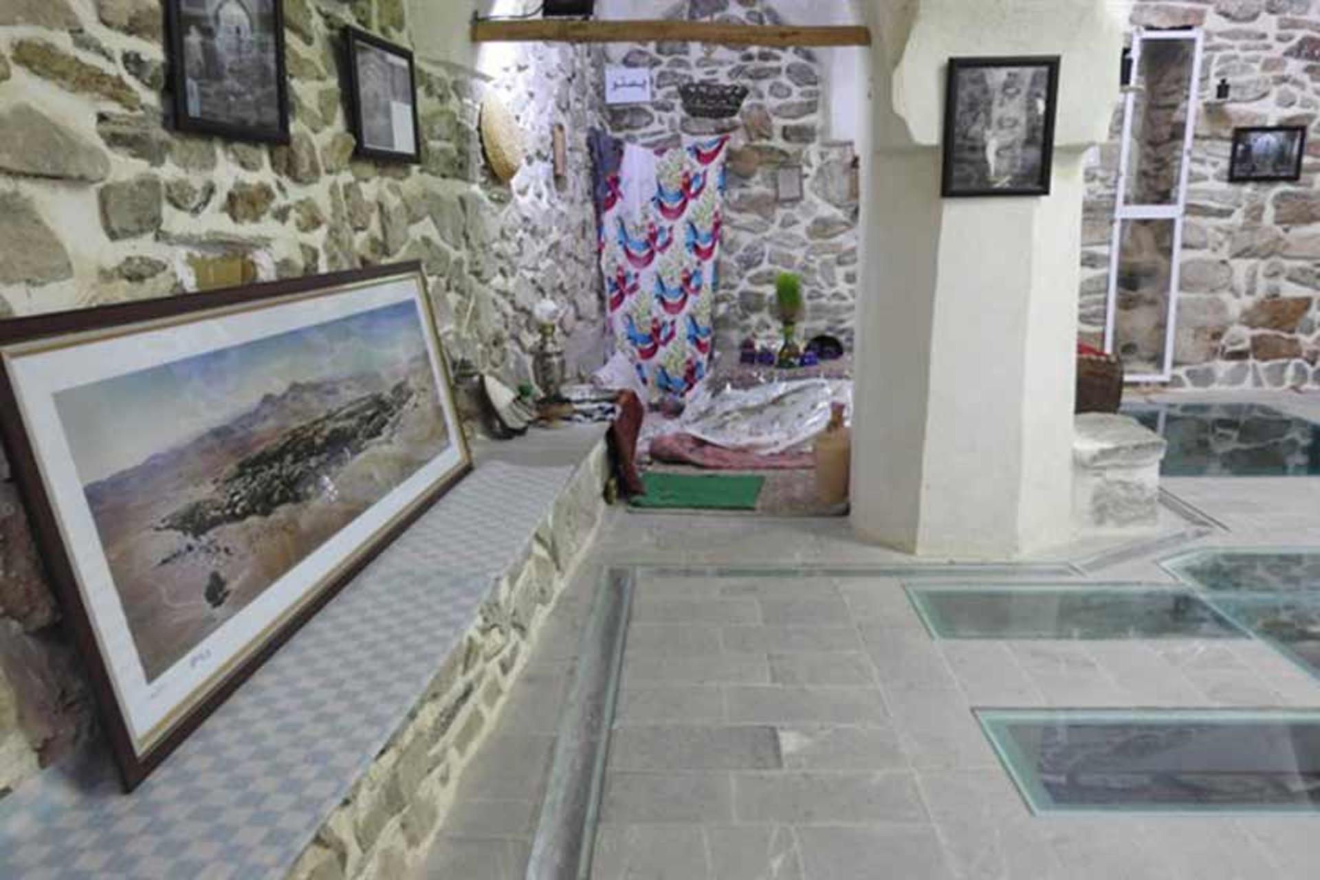 موزه مردم شناسی انجدان (حمام تاریخی انجدان)