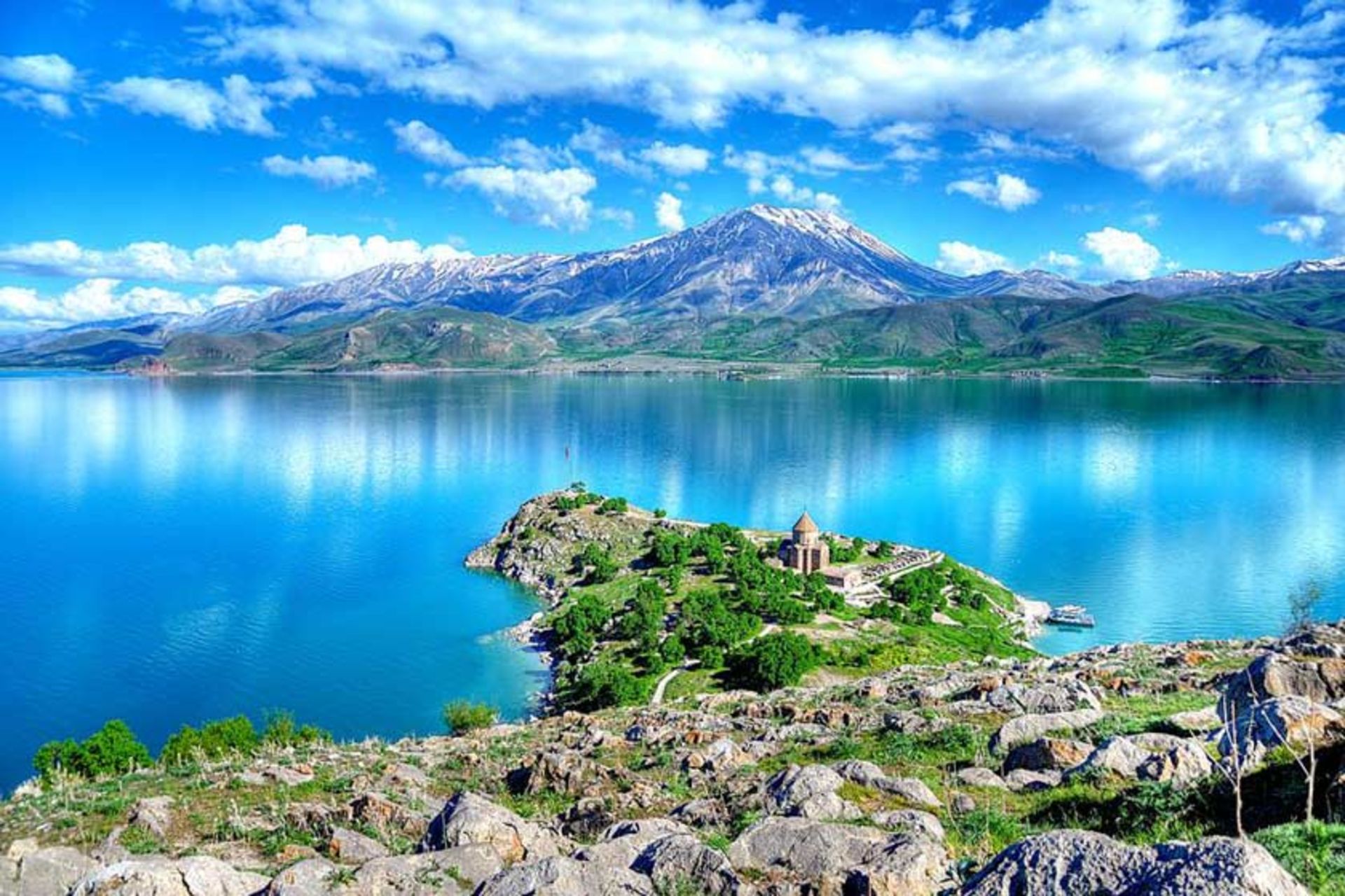 جزیره آختامار (جزیره آکدامار)