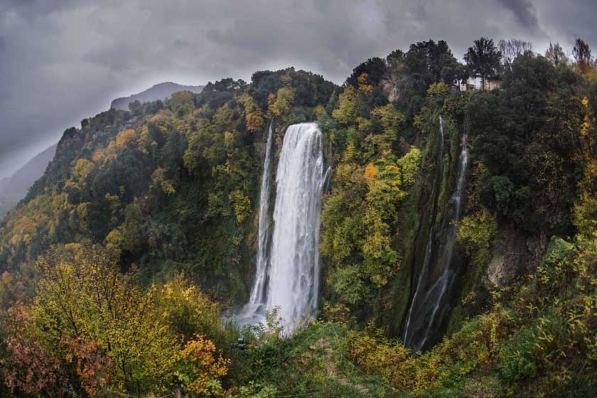 آبشار کاسکاتا دل مارمور