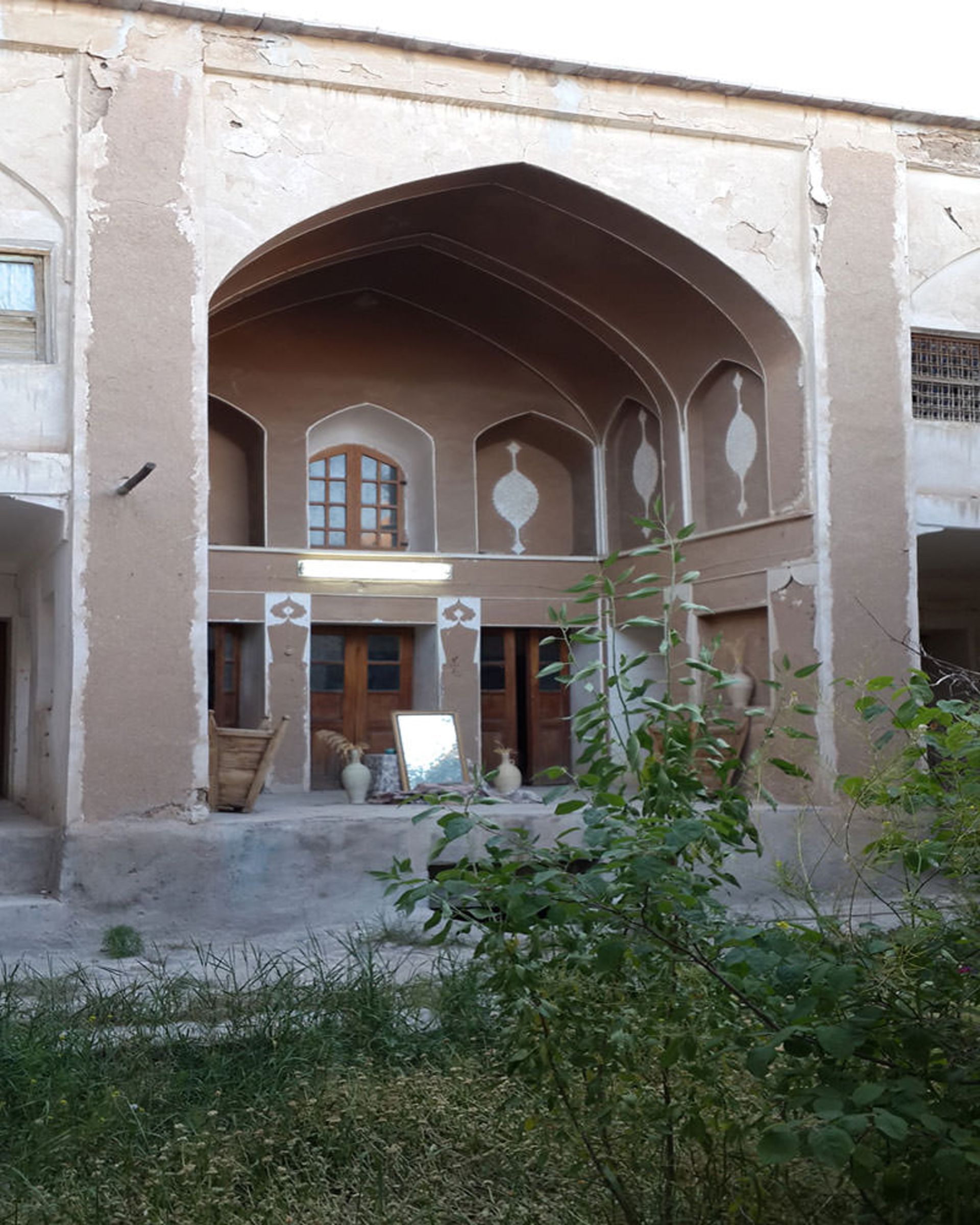 خانه فروغی‌ها