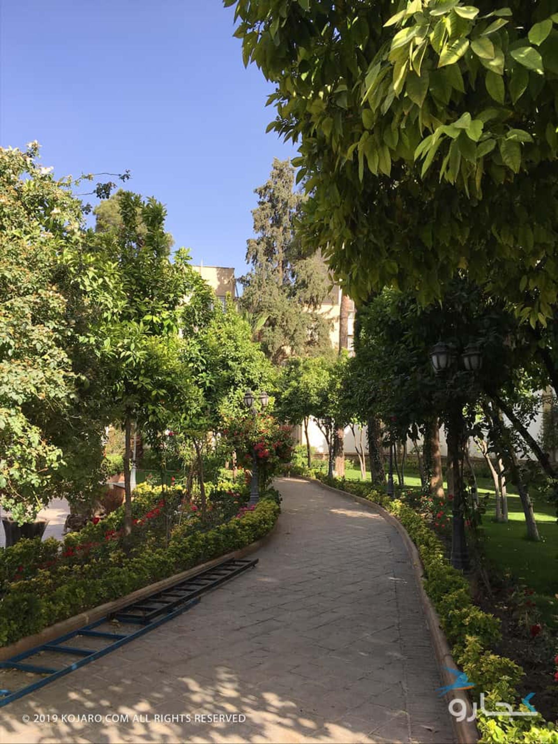سفرنامه شیراز مسعود آقایی