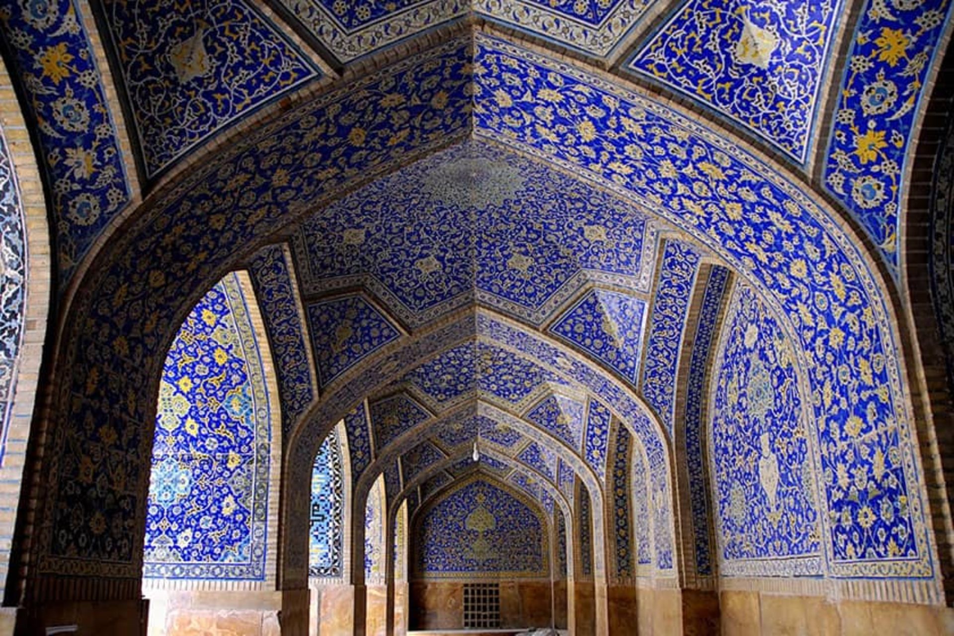 زیباترین سقف های دنیا
