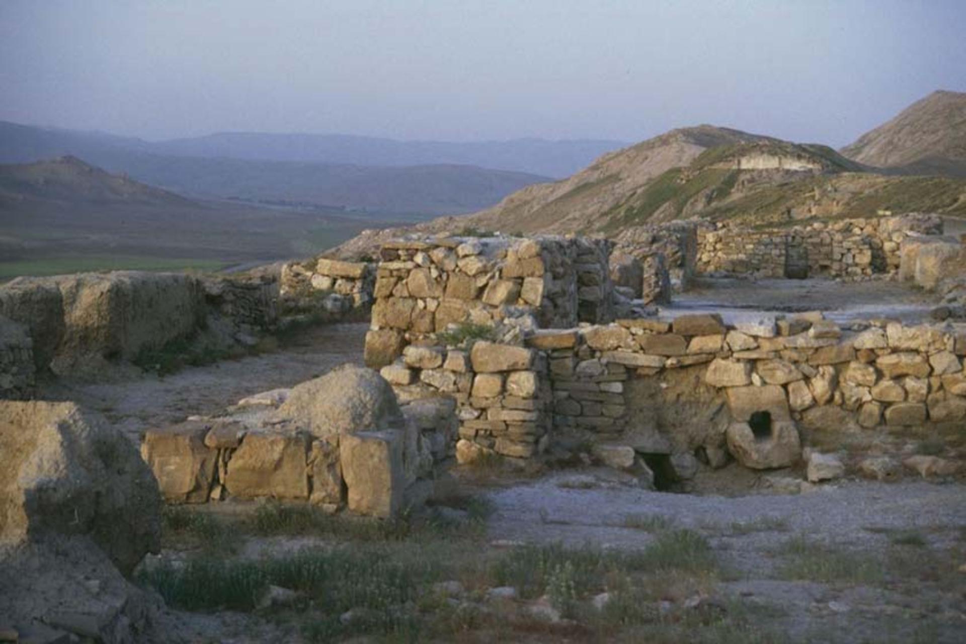 قلعه چاووش‌ تپه (ساردورینیلی)