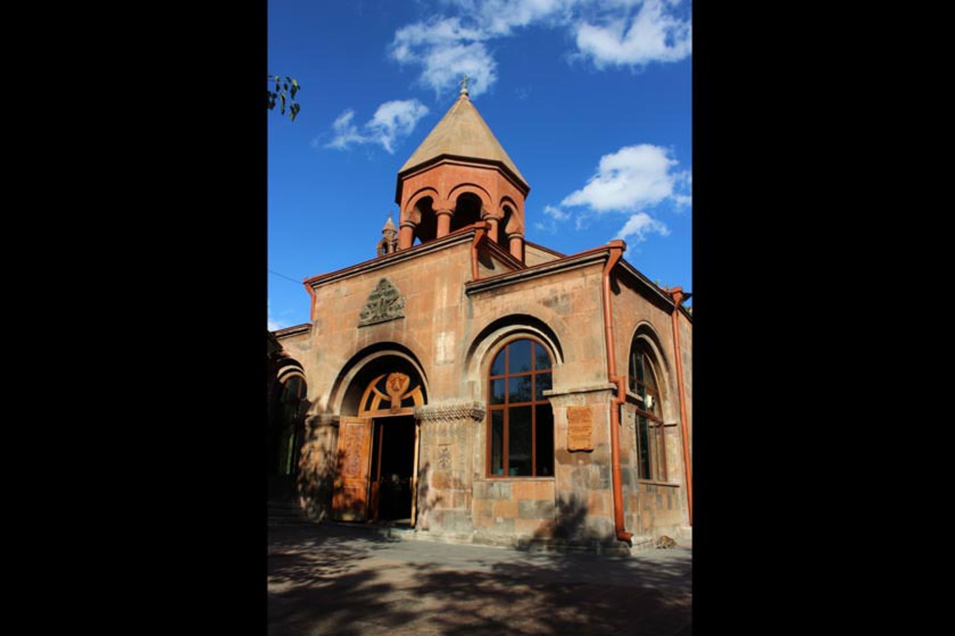 کلیسای سنت آستواتساتین نورک