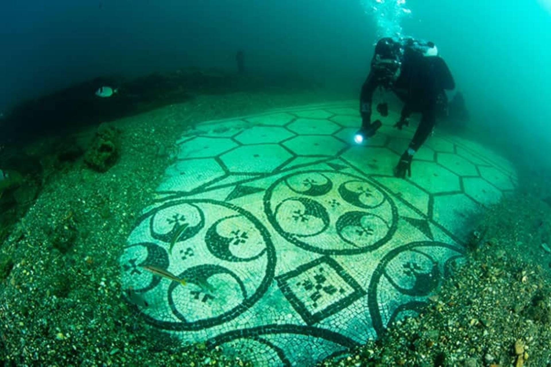کمک رسانی