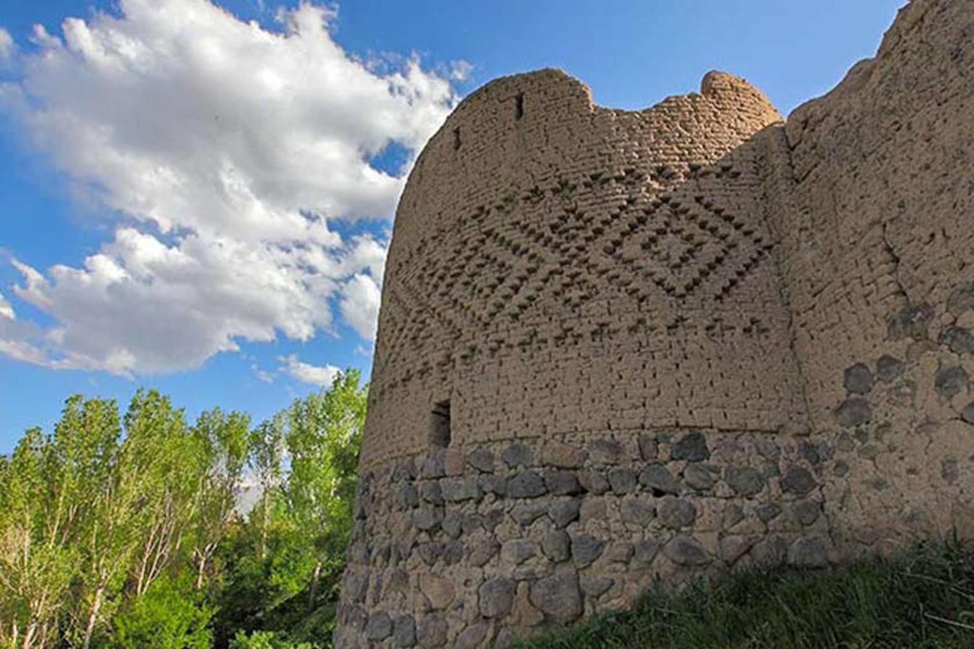 کهنه قلعه مشگين شهر