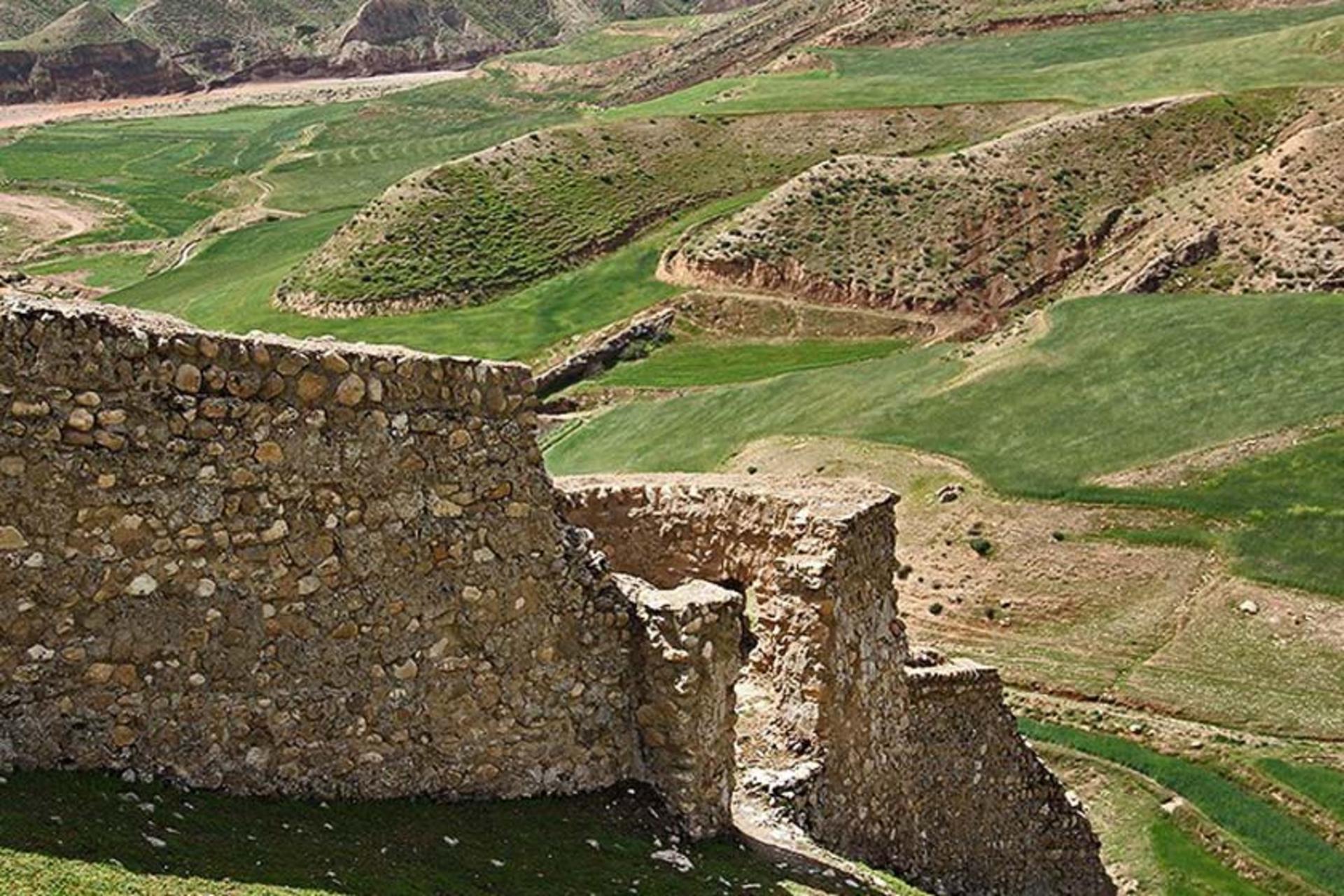 پشت ‌قلعه آبدانان