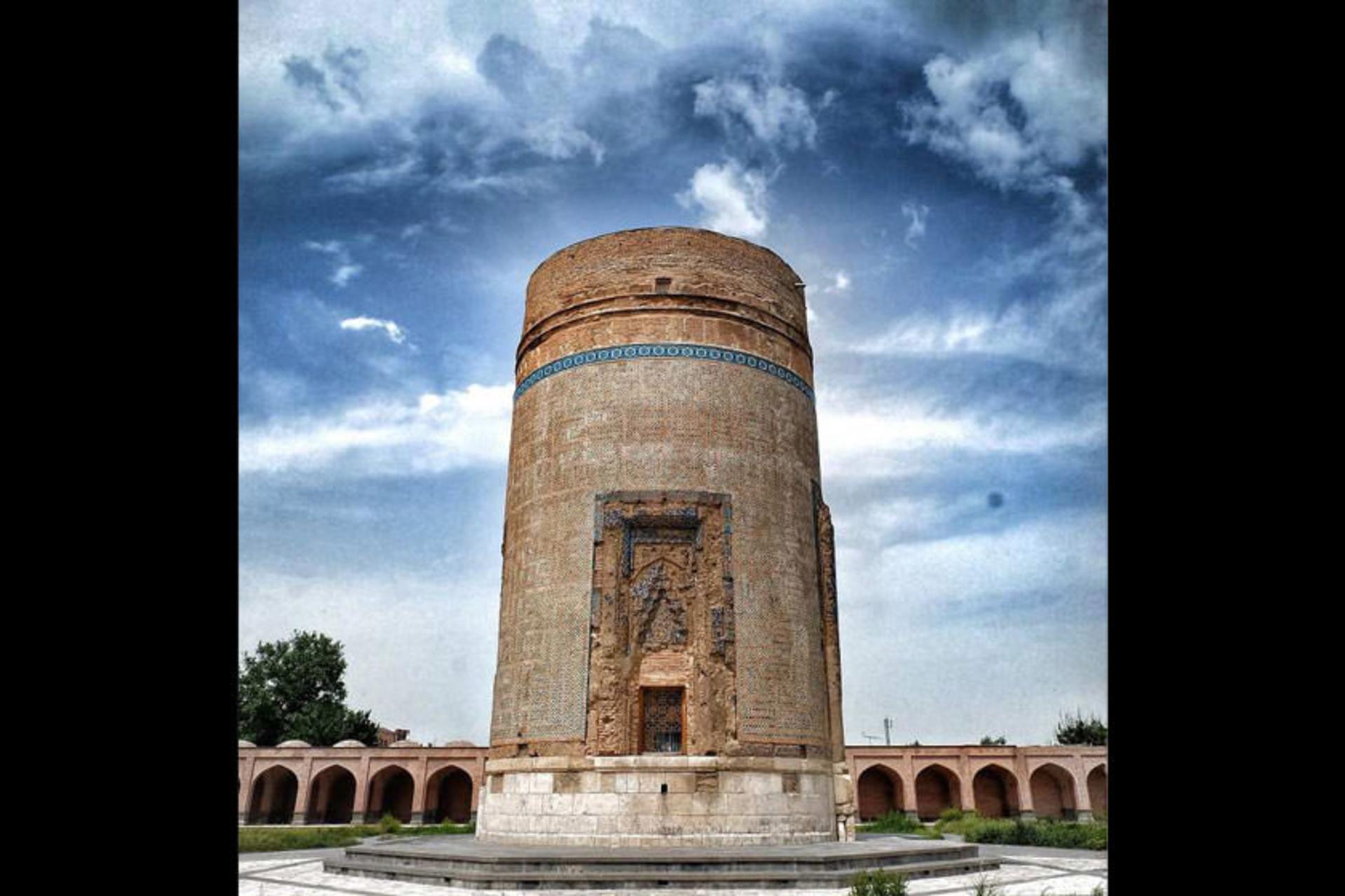 مقبره تاریخی شیخ حیدر