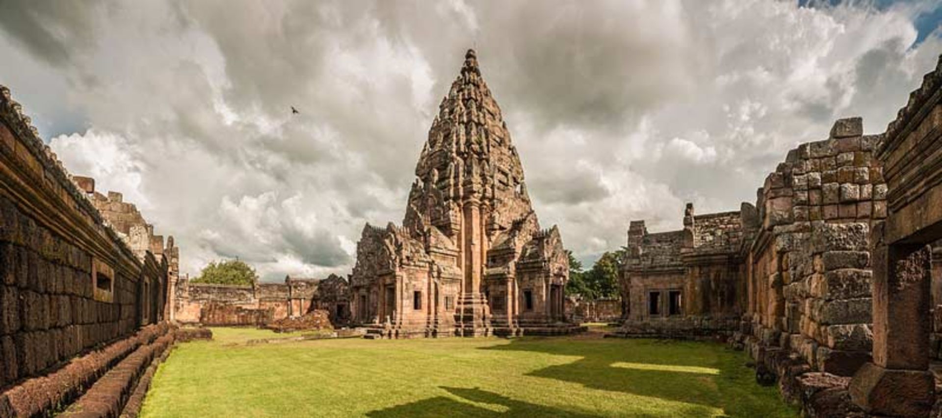 پارک تاریخی Phanom Rung