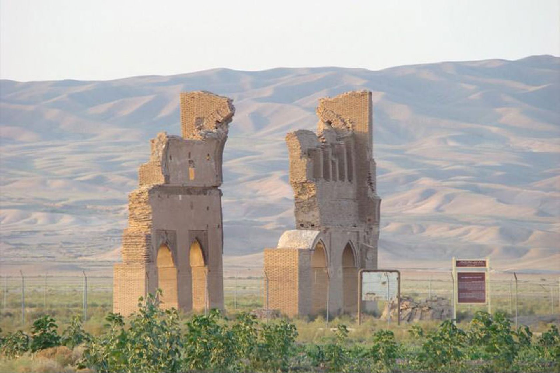 منار مسجد (مسجد خسرو شير)