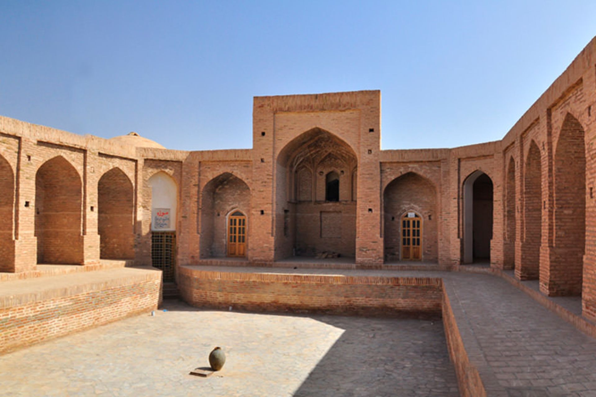 کاروانسرای سرایان