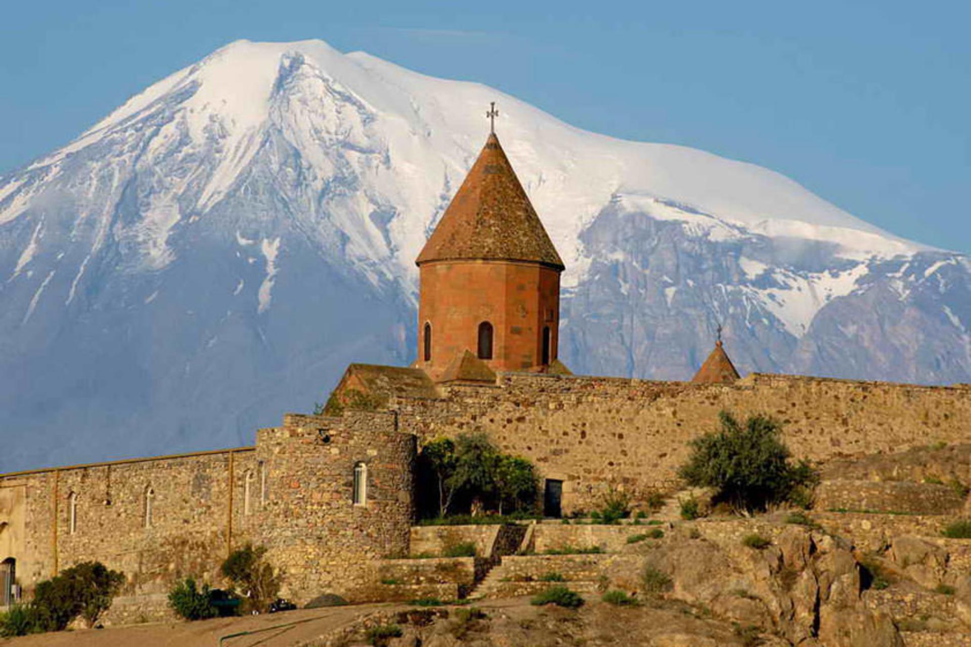 صومعه خور ویراپ