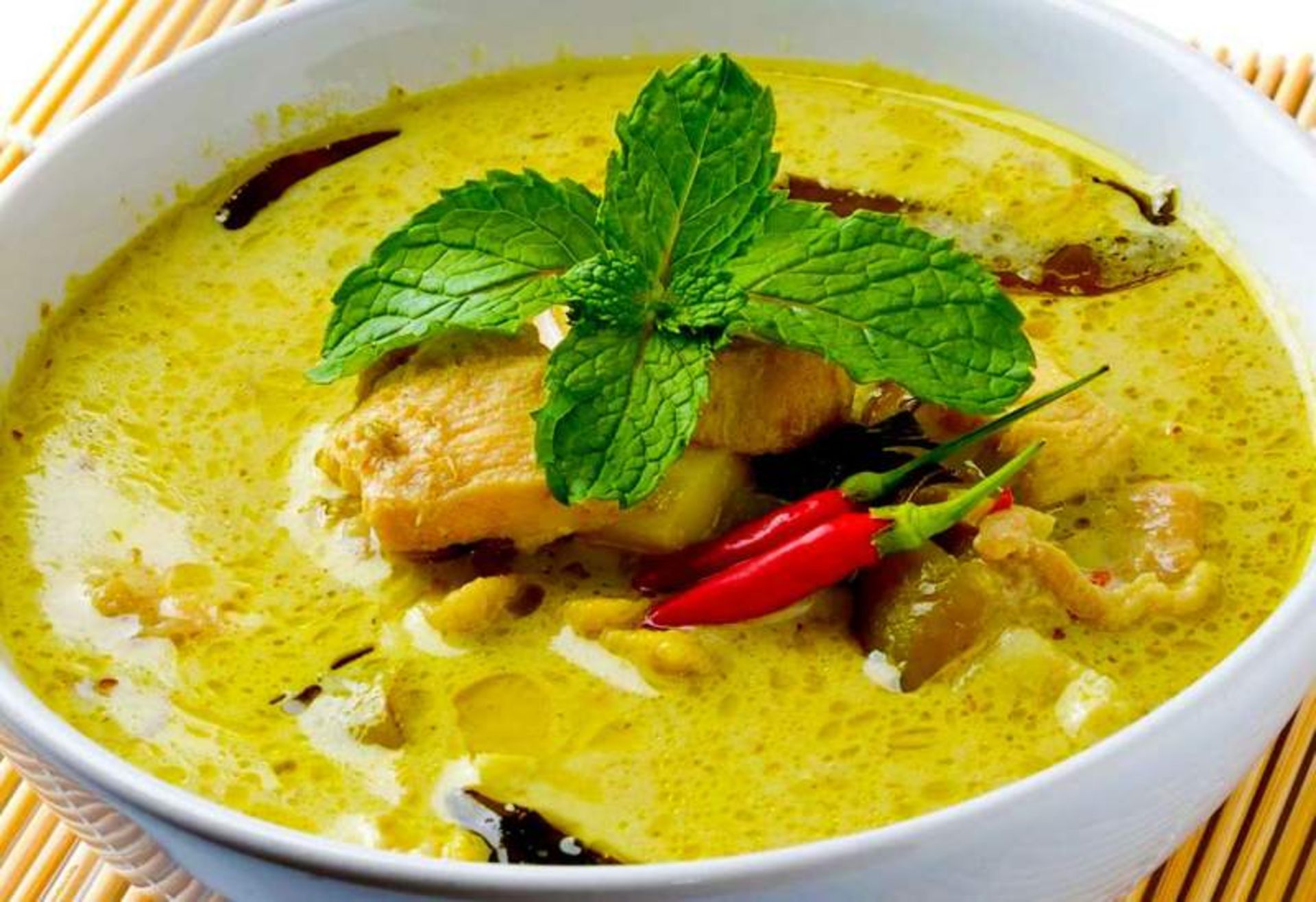 ۲۱ غذای تایلندی 