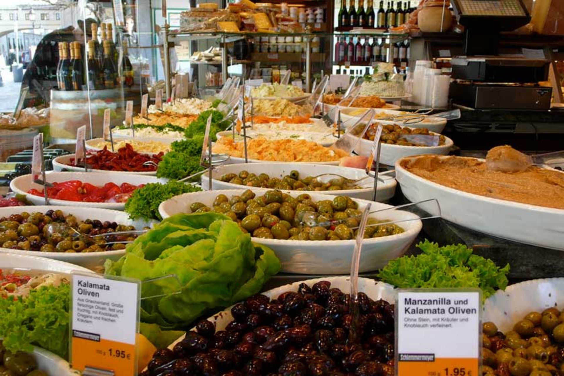 بازار ویکتولین (بازار مرکزی مواد غذایی)