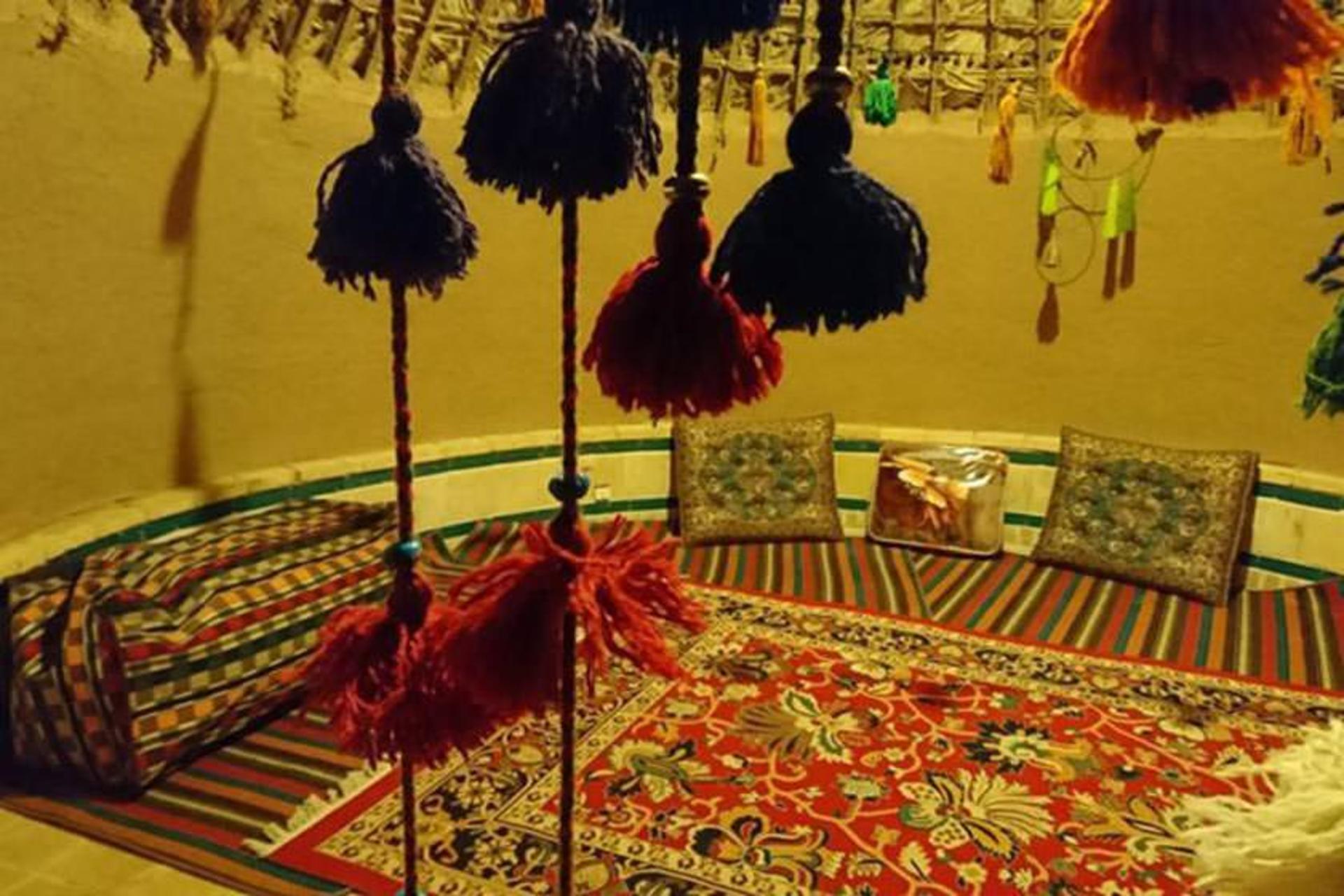مجموعه گردشگری و پارک طبیعت گردی نی باد کویر زرین