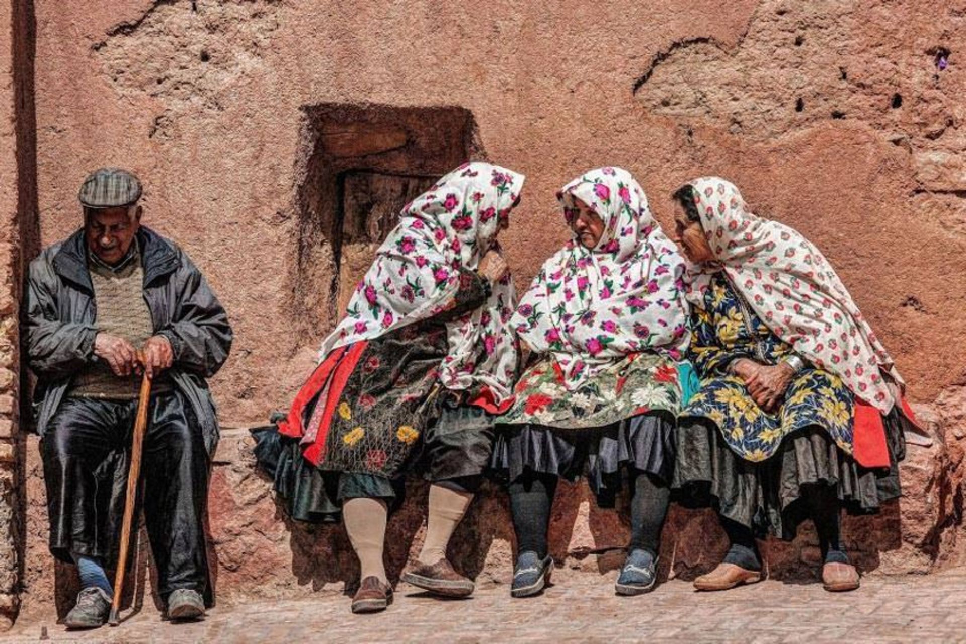 لباس محلی