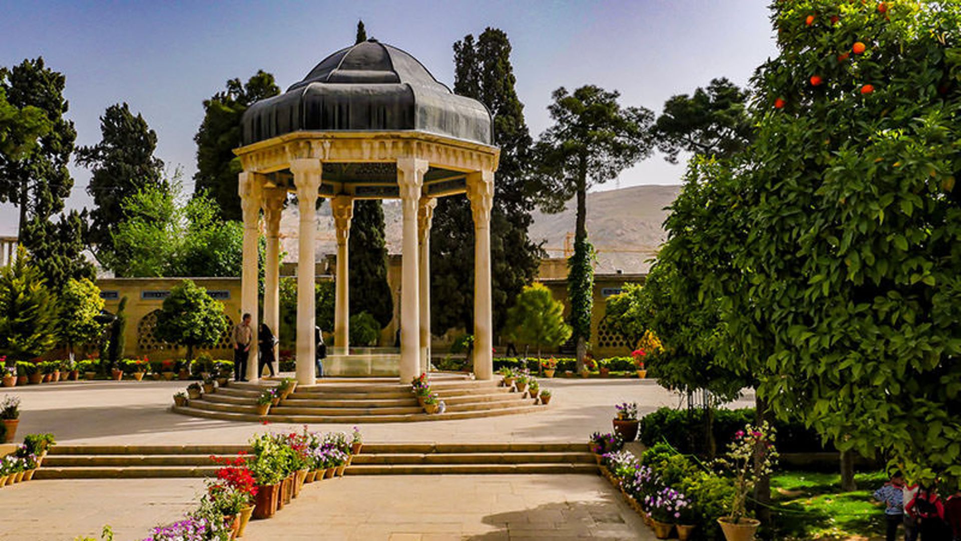  آرامگاه حافظ