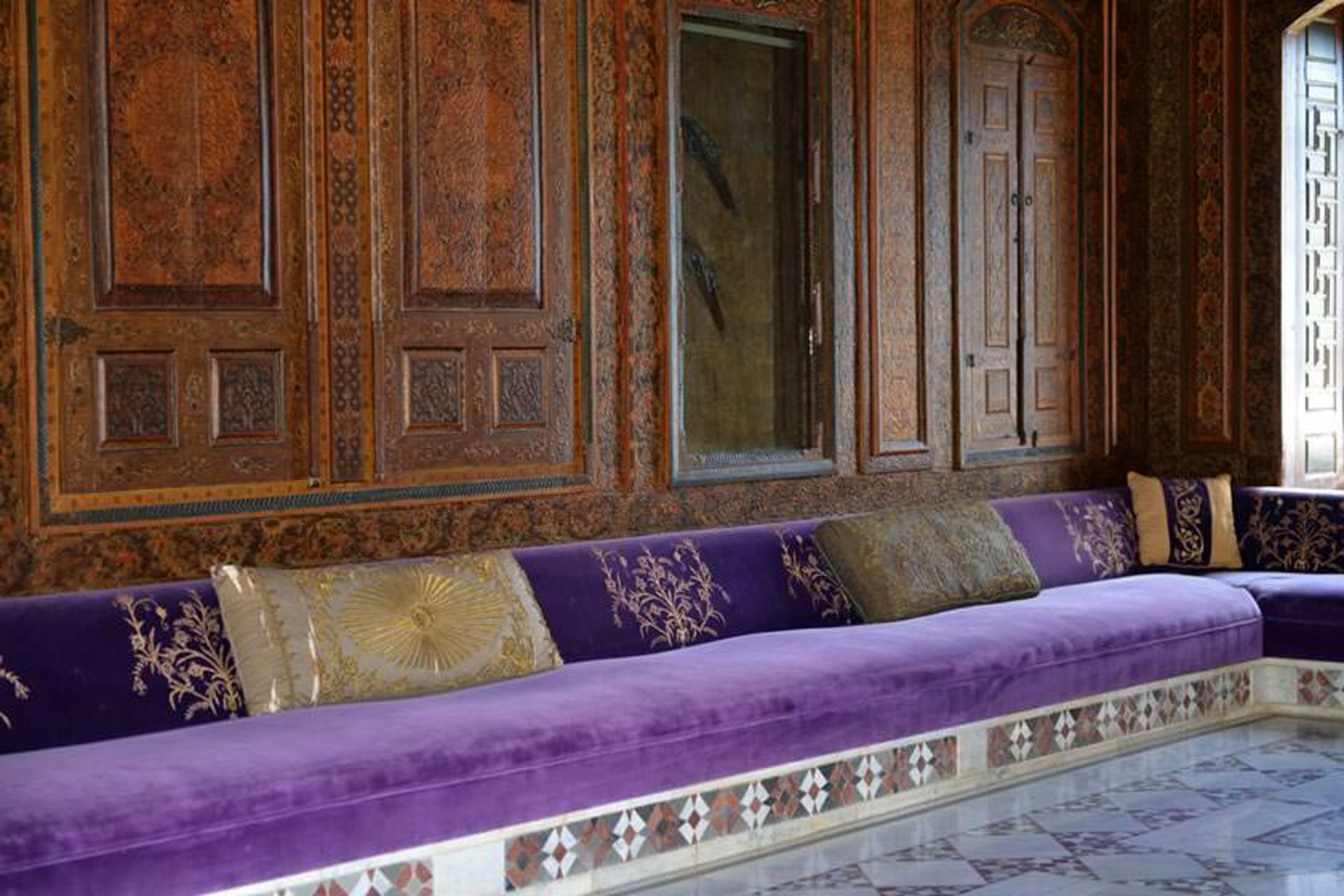 کاخ بیت الدین