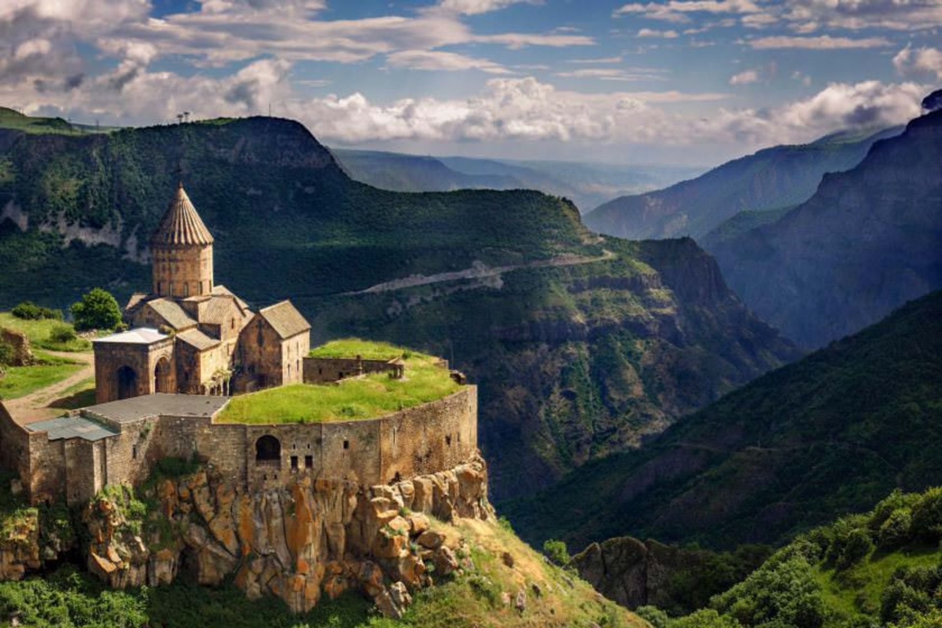 ۱۰ دلیل برای سفر به ارمنستان