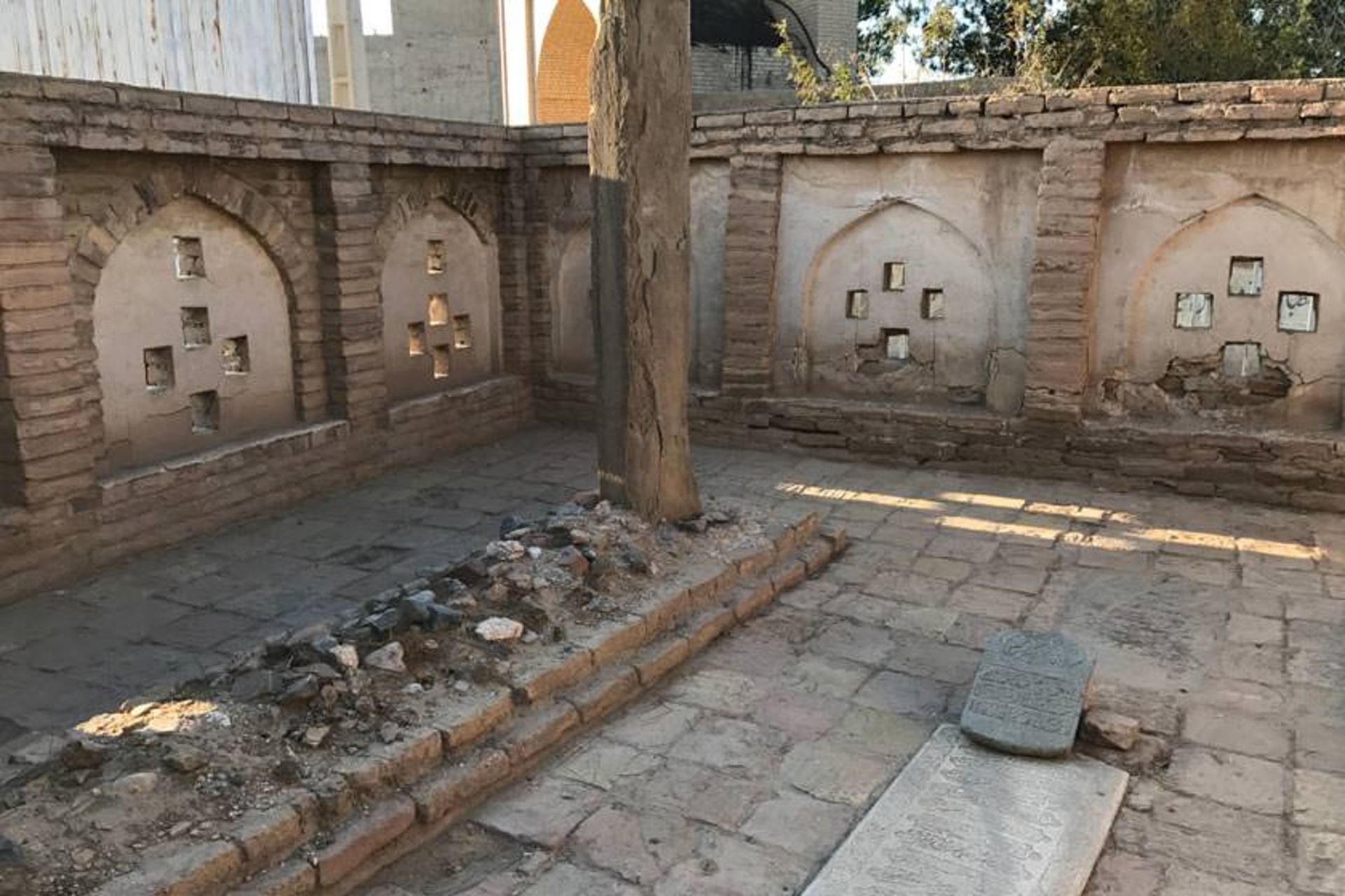 آرامگاه خواجه غیاث‏ الدین پیر احمد خوافى
