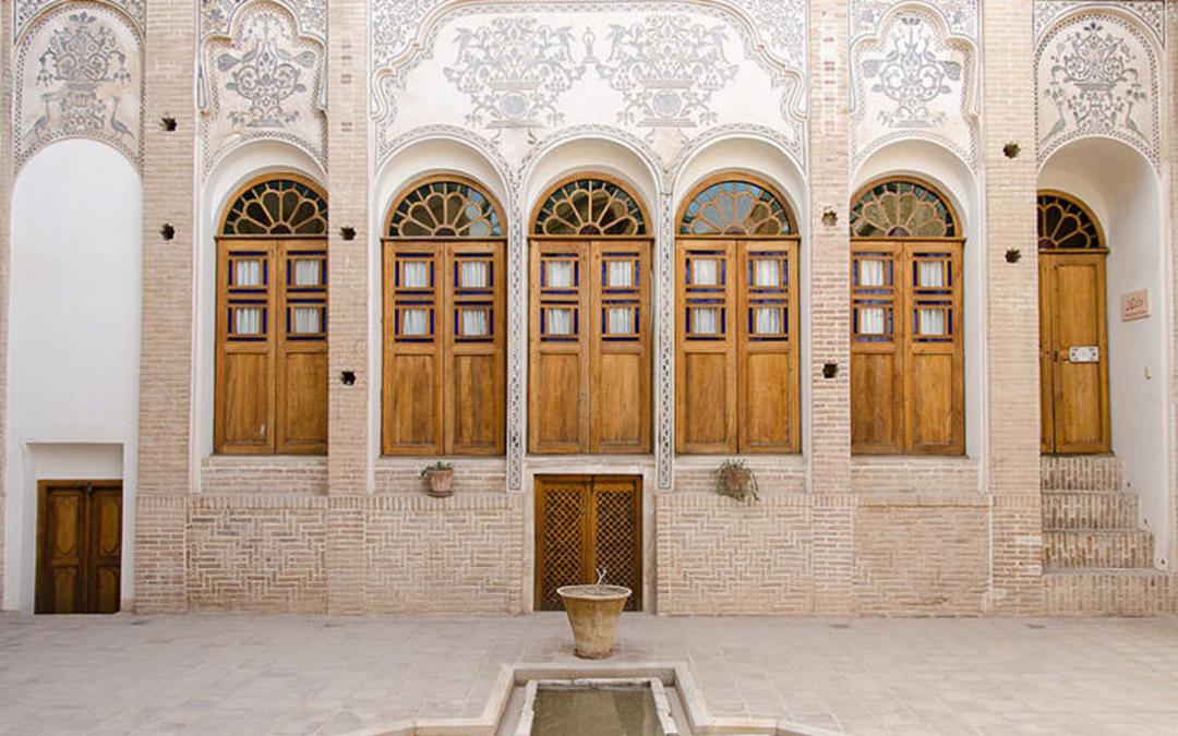 اقامتگاه‌های سنتی ایران 