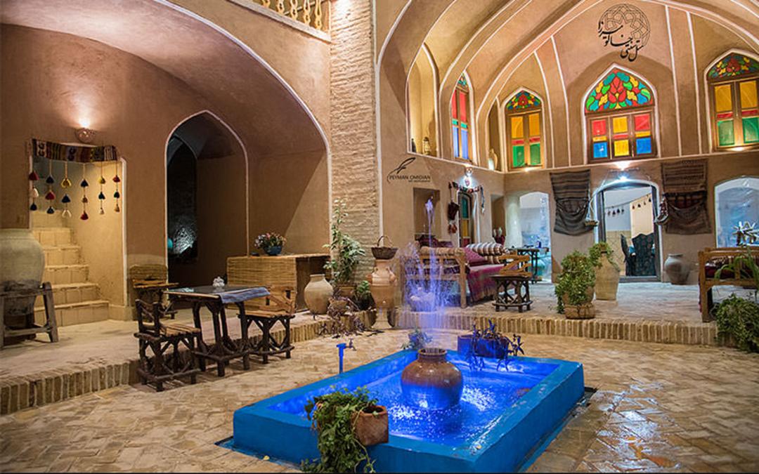 اقامتگاه‌های سنتی ایران 