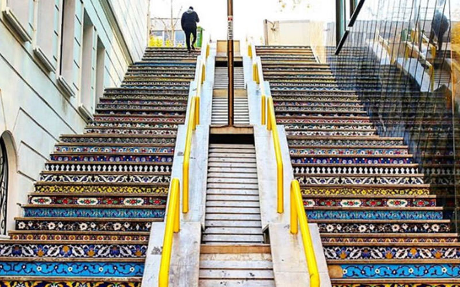 خیابان ولیعصر