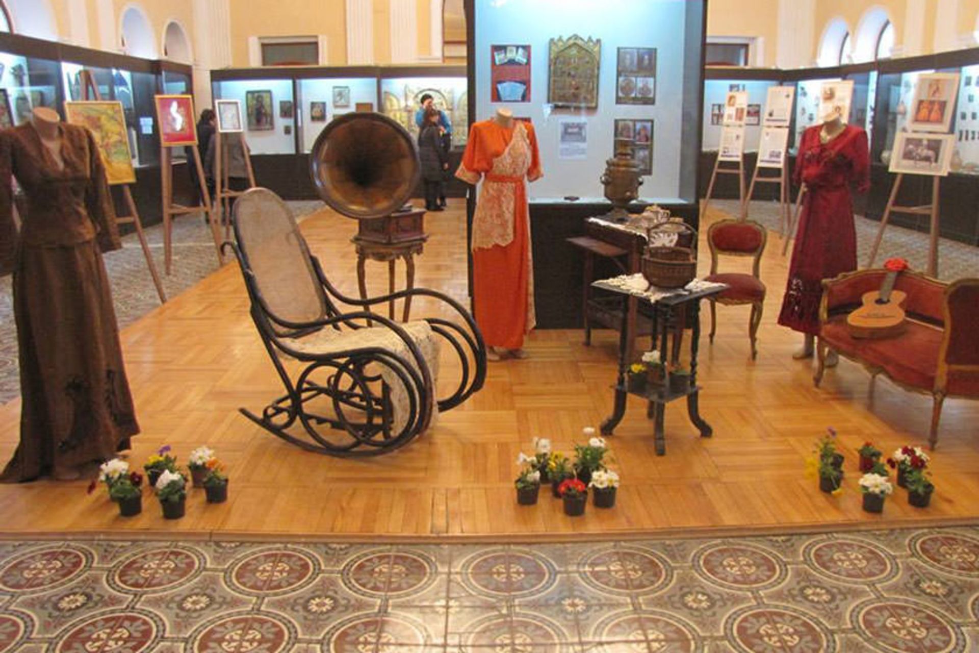 کاخ هنر (موزه دولتی تئاتر، موسیقی و سینما)