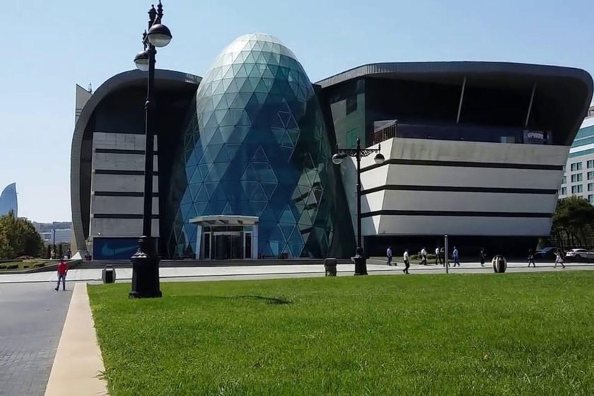  مرکز خرید پارک بلوار