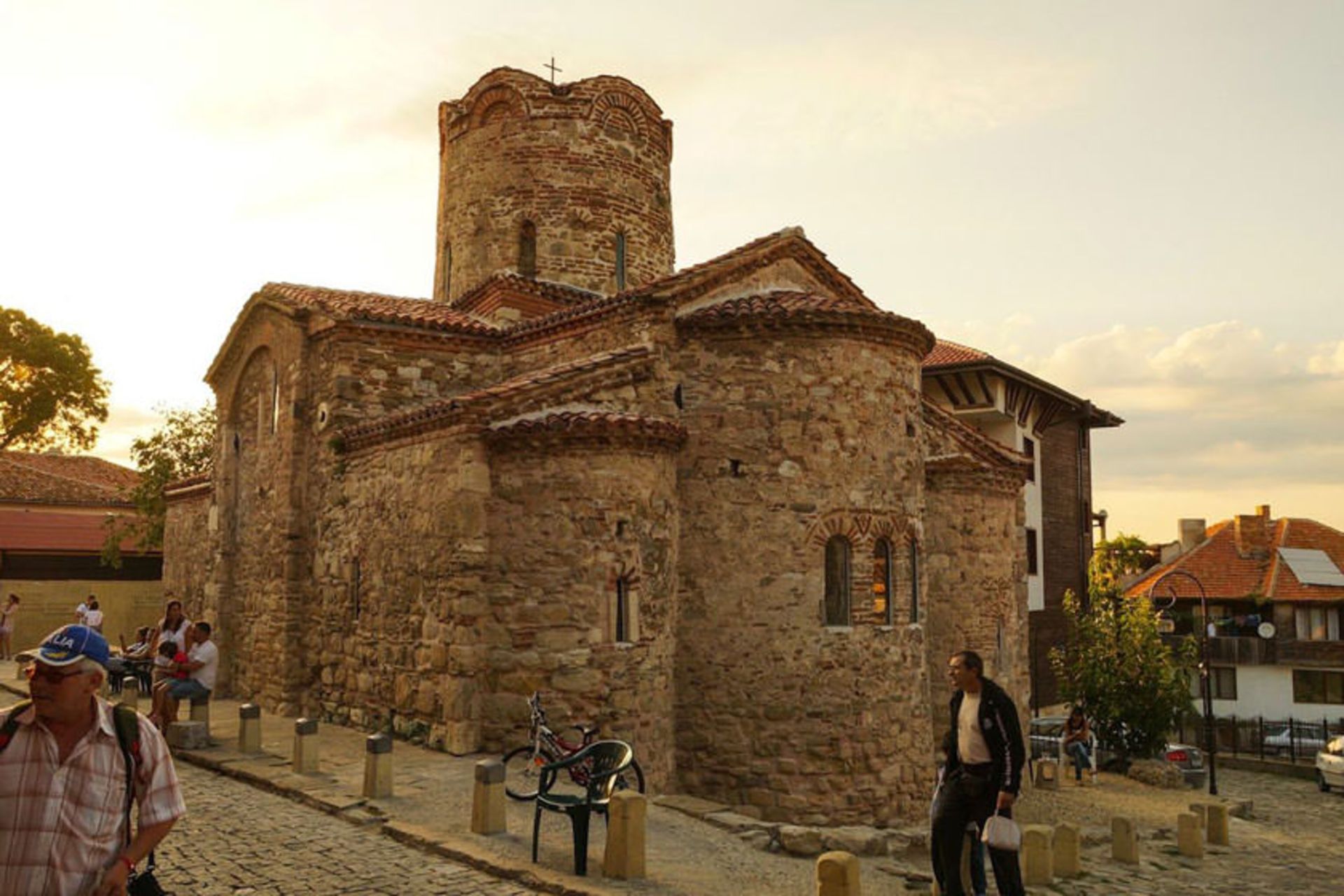 کلیسای جان تعمیددهنده مقدس نسبار