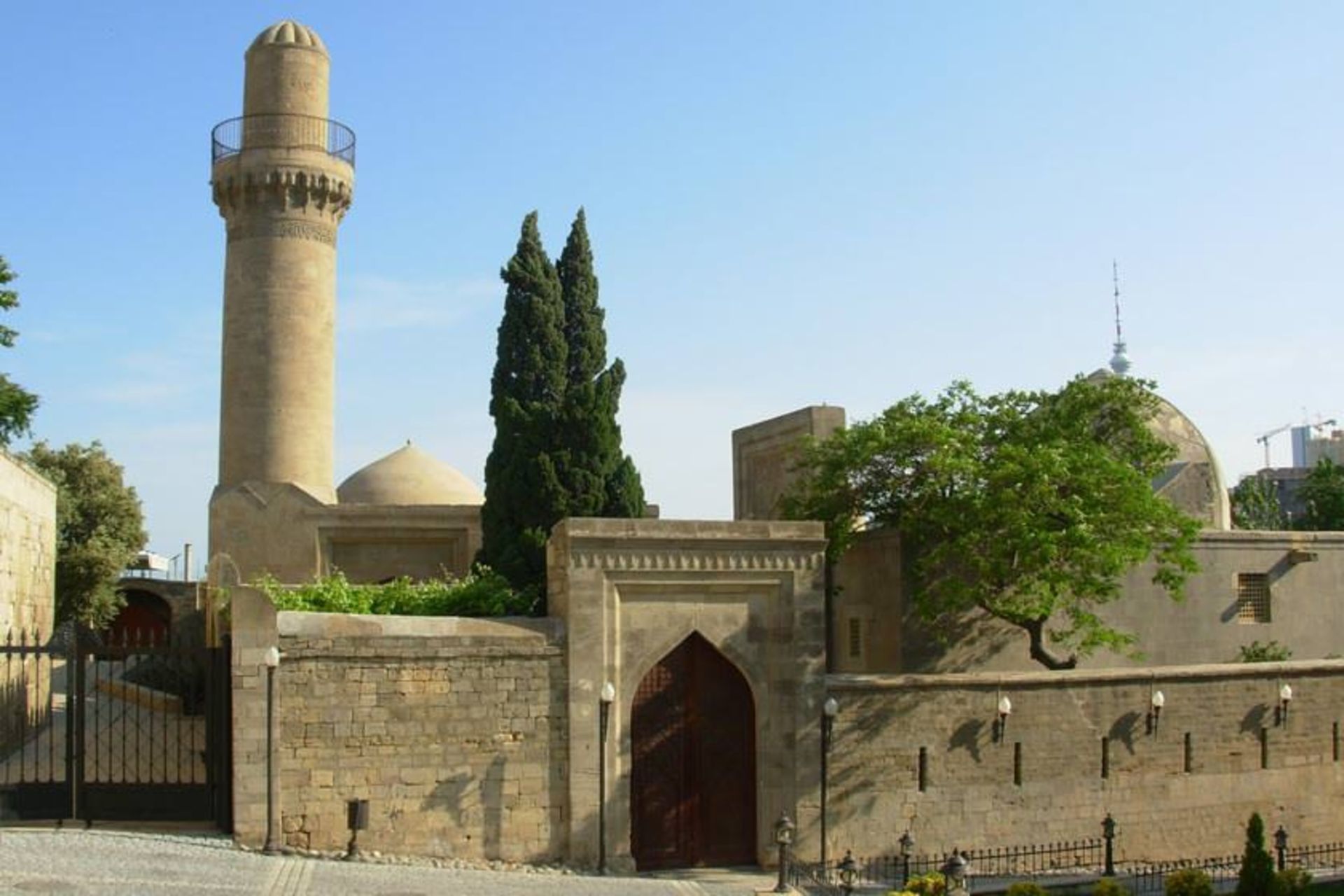 کاخ شروان‌ شاهان (کاخ شیروان شاه)