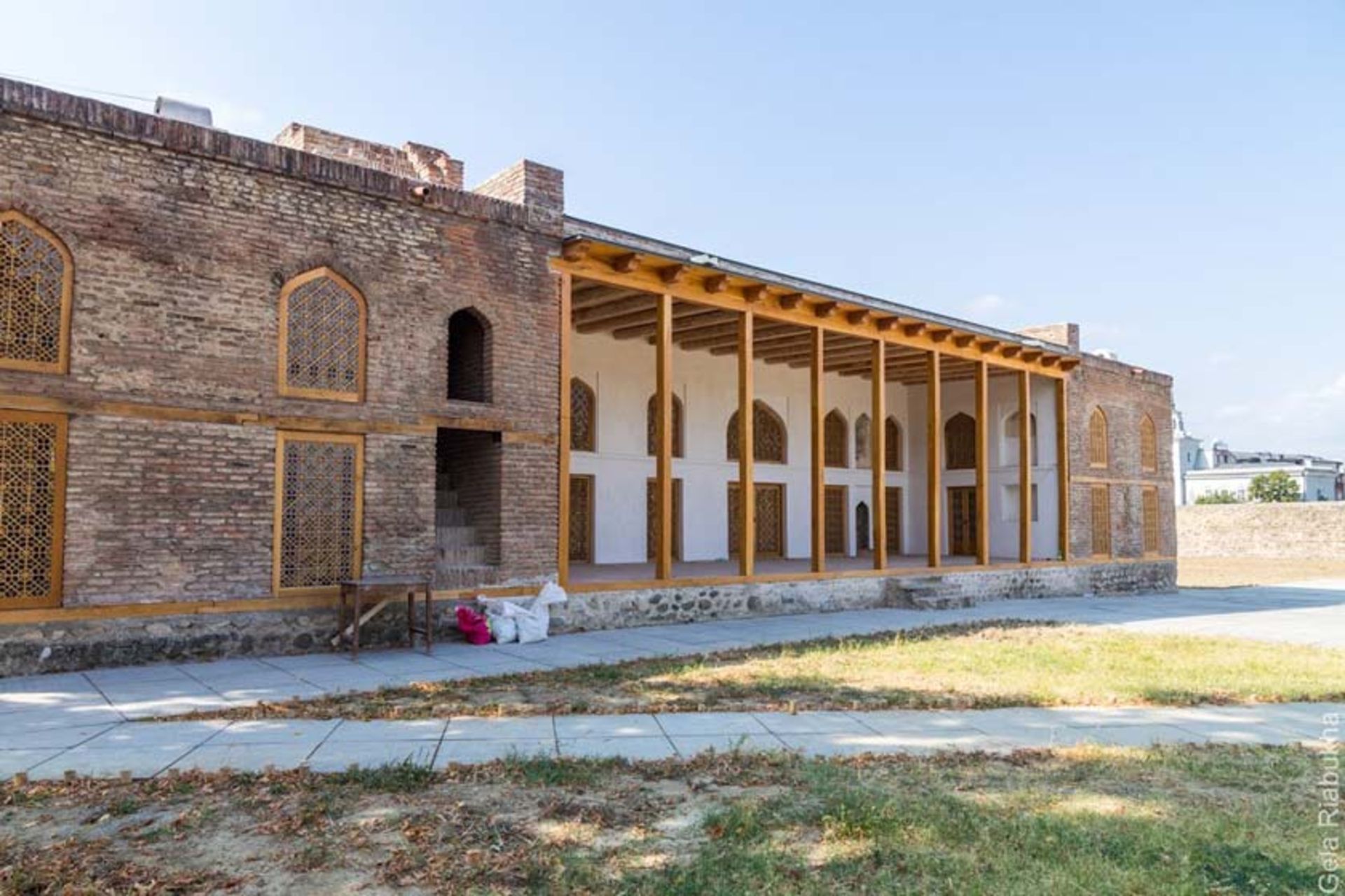 قلعه باتونیس تسیخه